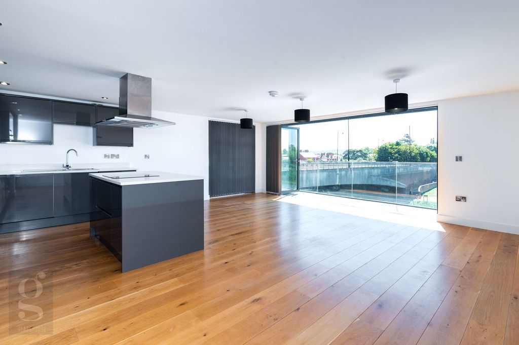 Additional image 2 of 2 bed flat for saleGreyfriars Avenue, Hereford HR4