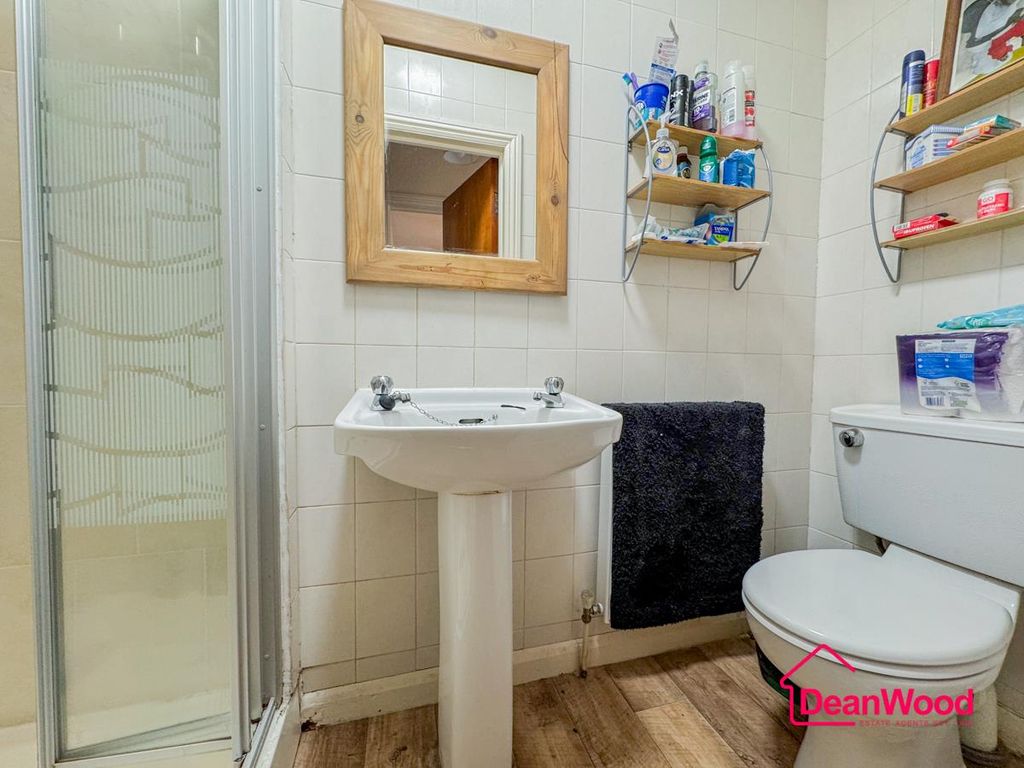 Additional image 12 of 5 bed flat for sale2 Maycroft, Mayhill, Ramsey, Isle Of Man IM8