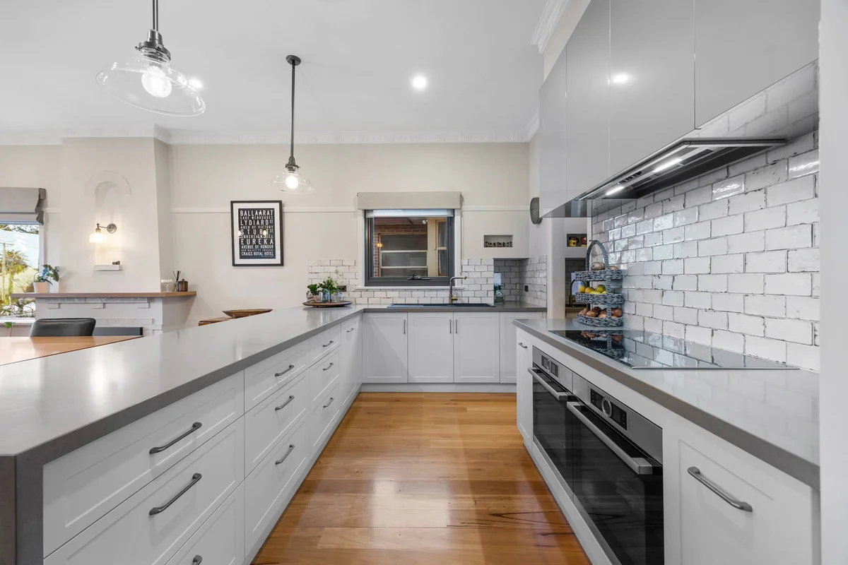 Additional image 11 of 302 Wendouree Parade, Lake Wendouree VIC 3350