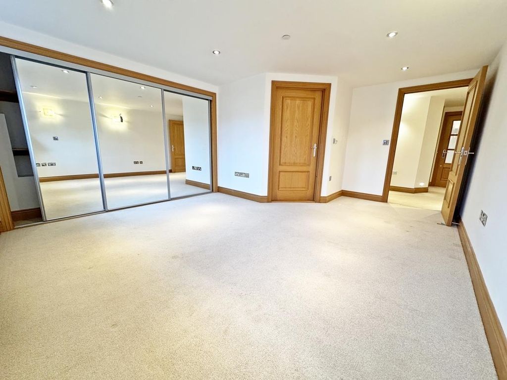 Additional image 27 of 3 bed flat for saleApartment 6, The Net Loft, East Quay, Peel IM5