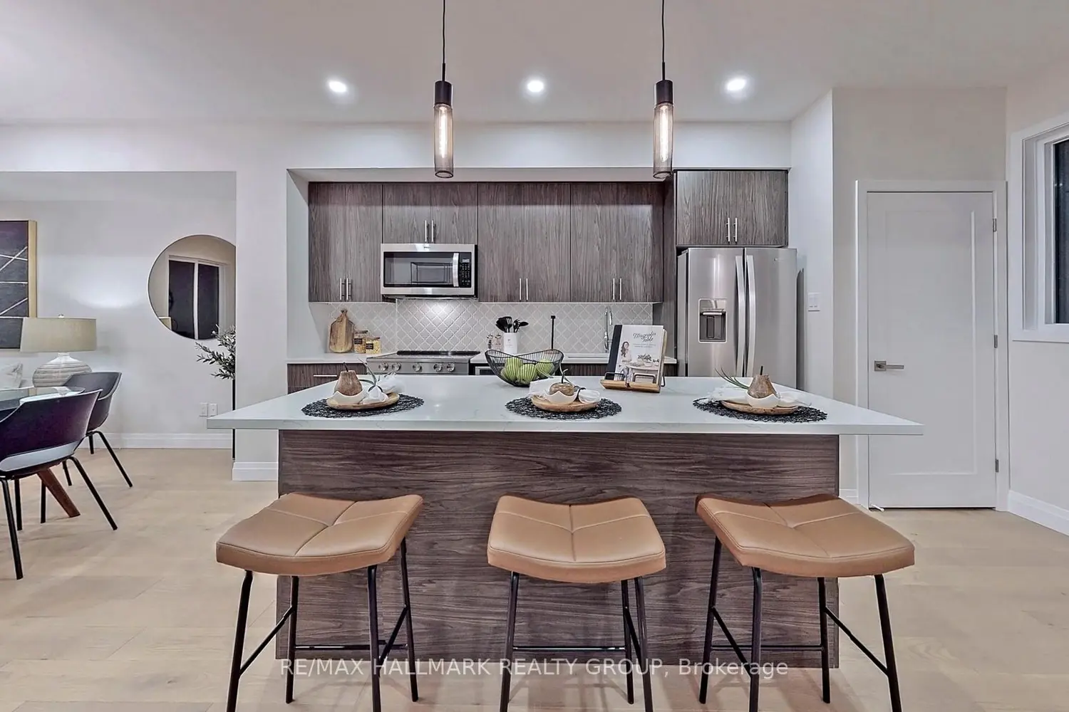 Additional image 4 of 809 Star Private