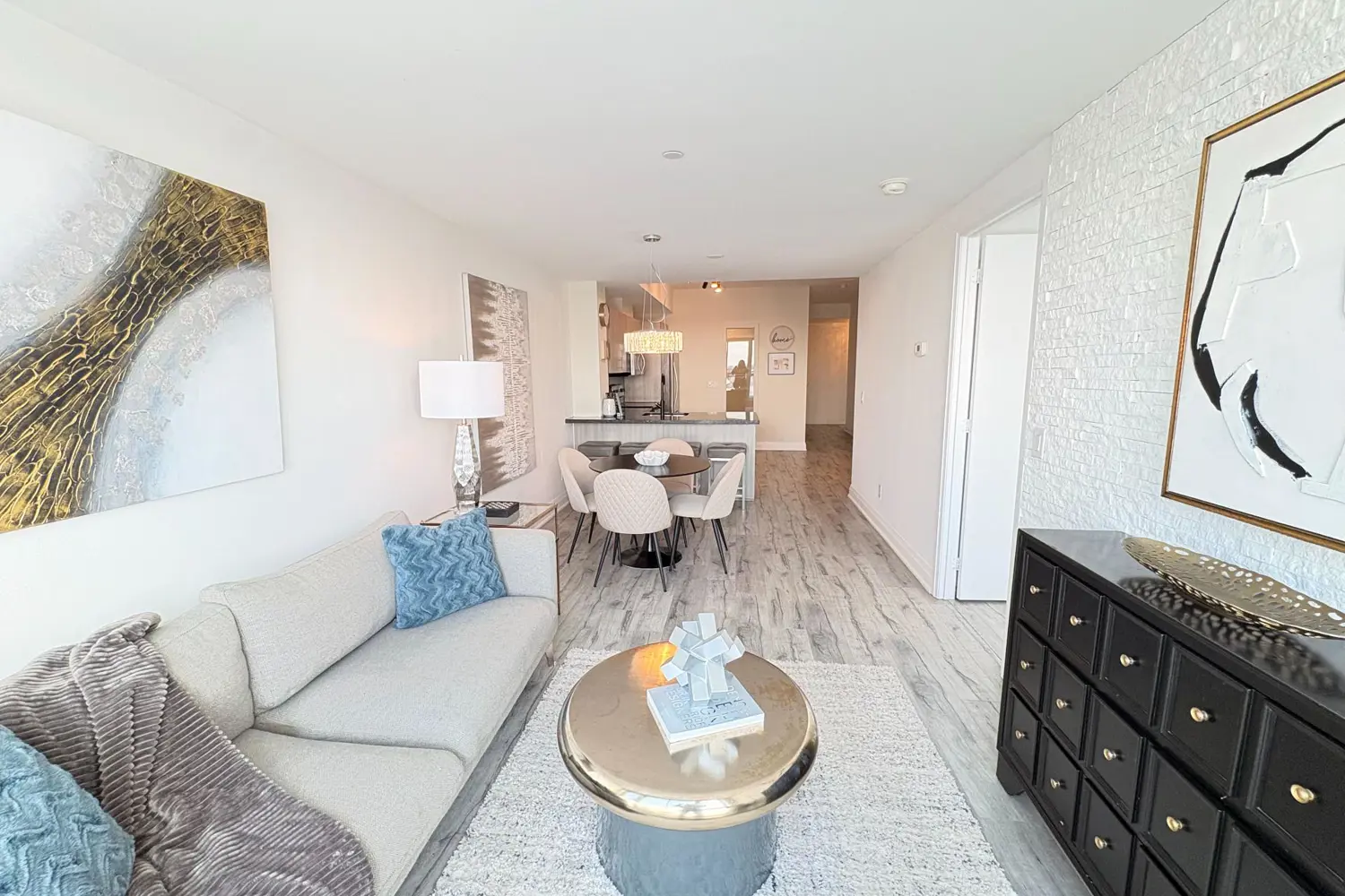 16 Mcadam Avenue 408