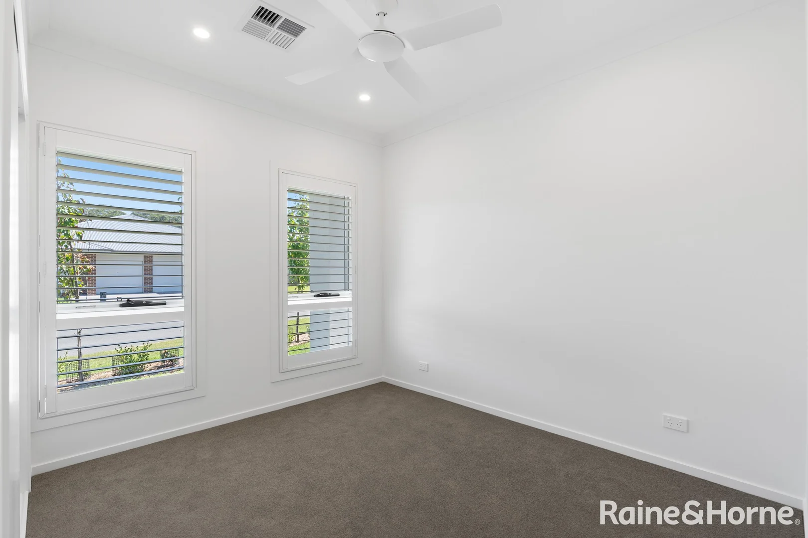 Additional image 7 of 4 Brookwater Crescent, Mollymook Beach NSW 2539