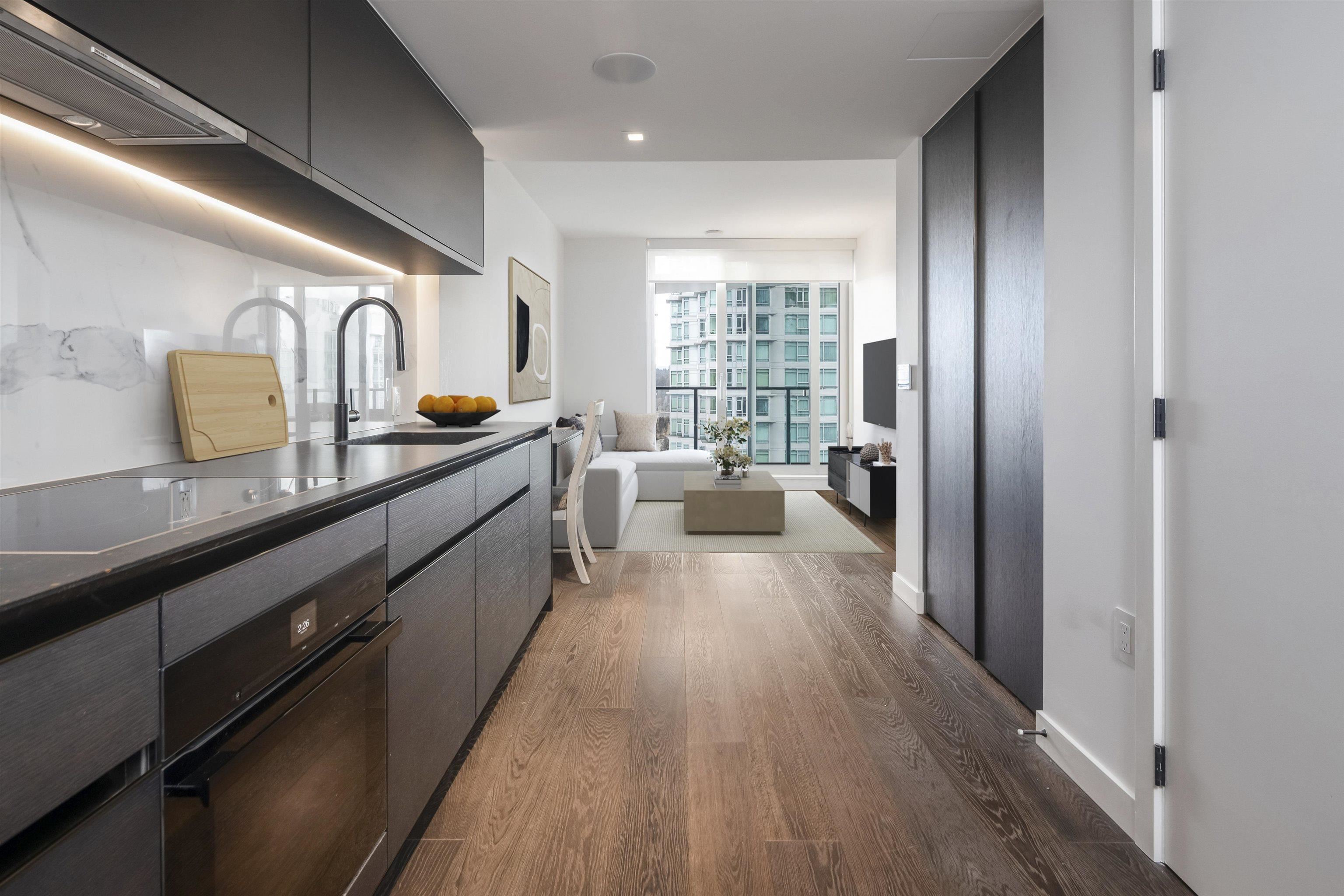 Additional image 5 of 17F-620 Cardero Street, Vancouver, BC, V6G 0C7