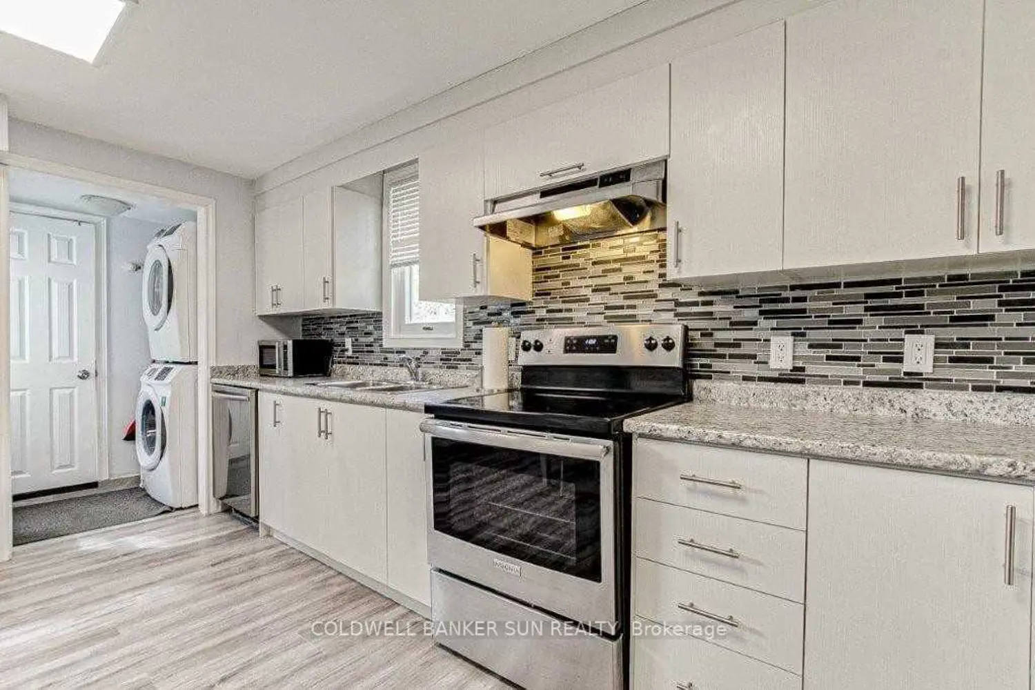 Additional image 7 of 888 Nellis Street