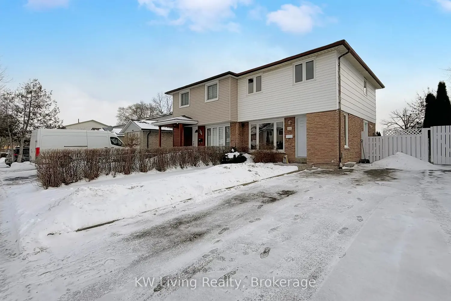 Additional image 3 of 944 Blairholm Avenue