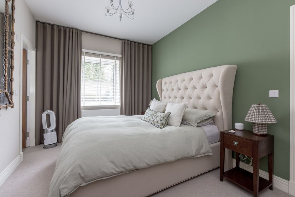 Additional image 9 of 3 bed flat for saleFlat 1, 62 Larkfield Gardens, Trinity, Edinburgh EH5