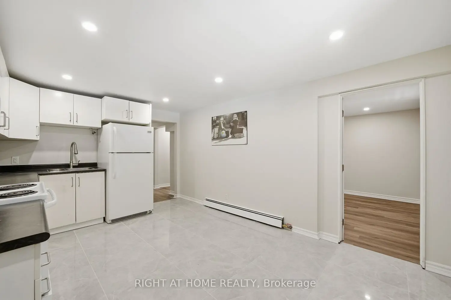 Additional image 18 of 708 Carnegie Avenue