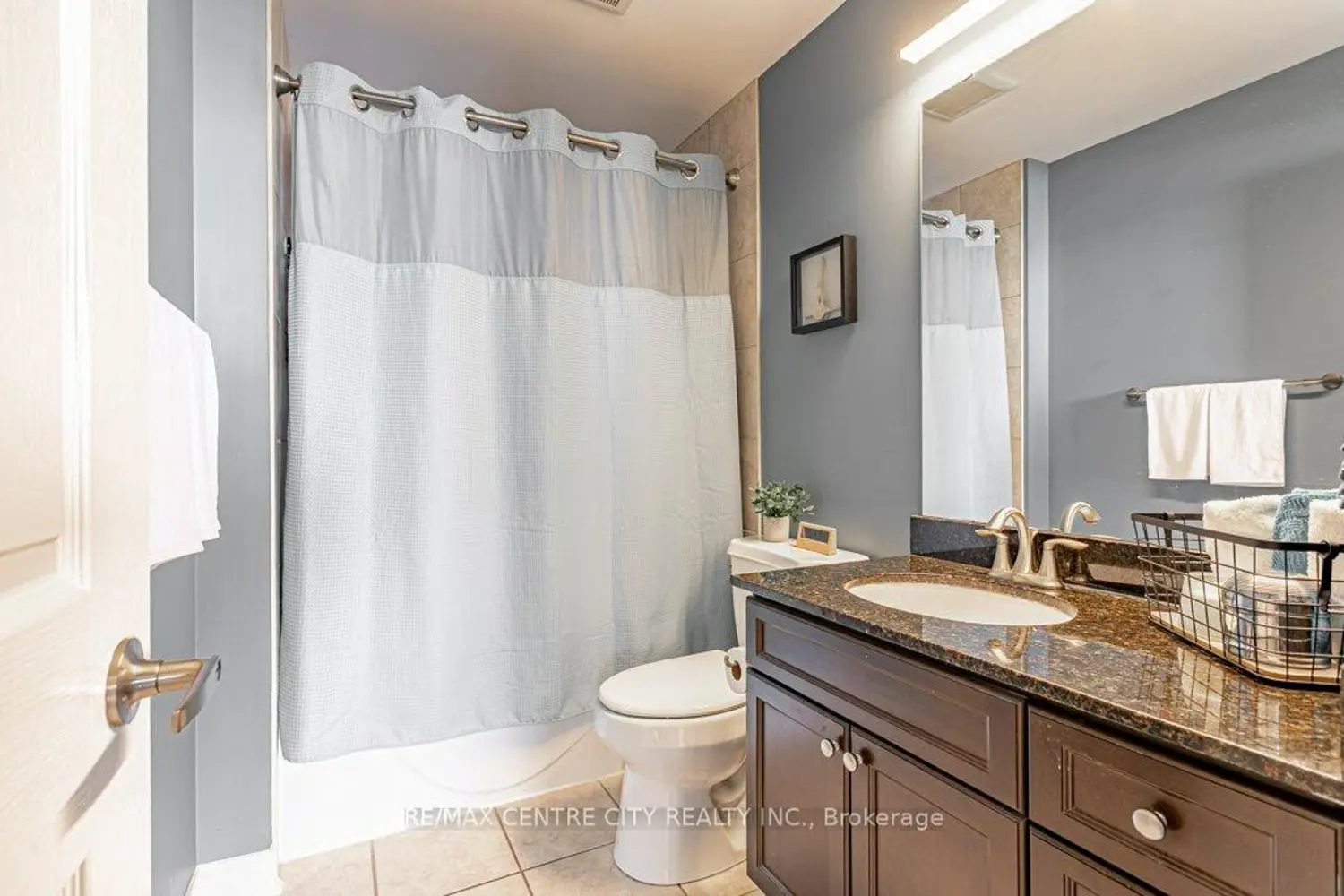 Additional image 8 of 1030 Coronation Drive 709