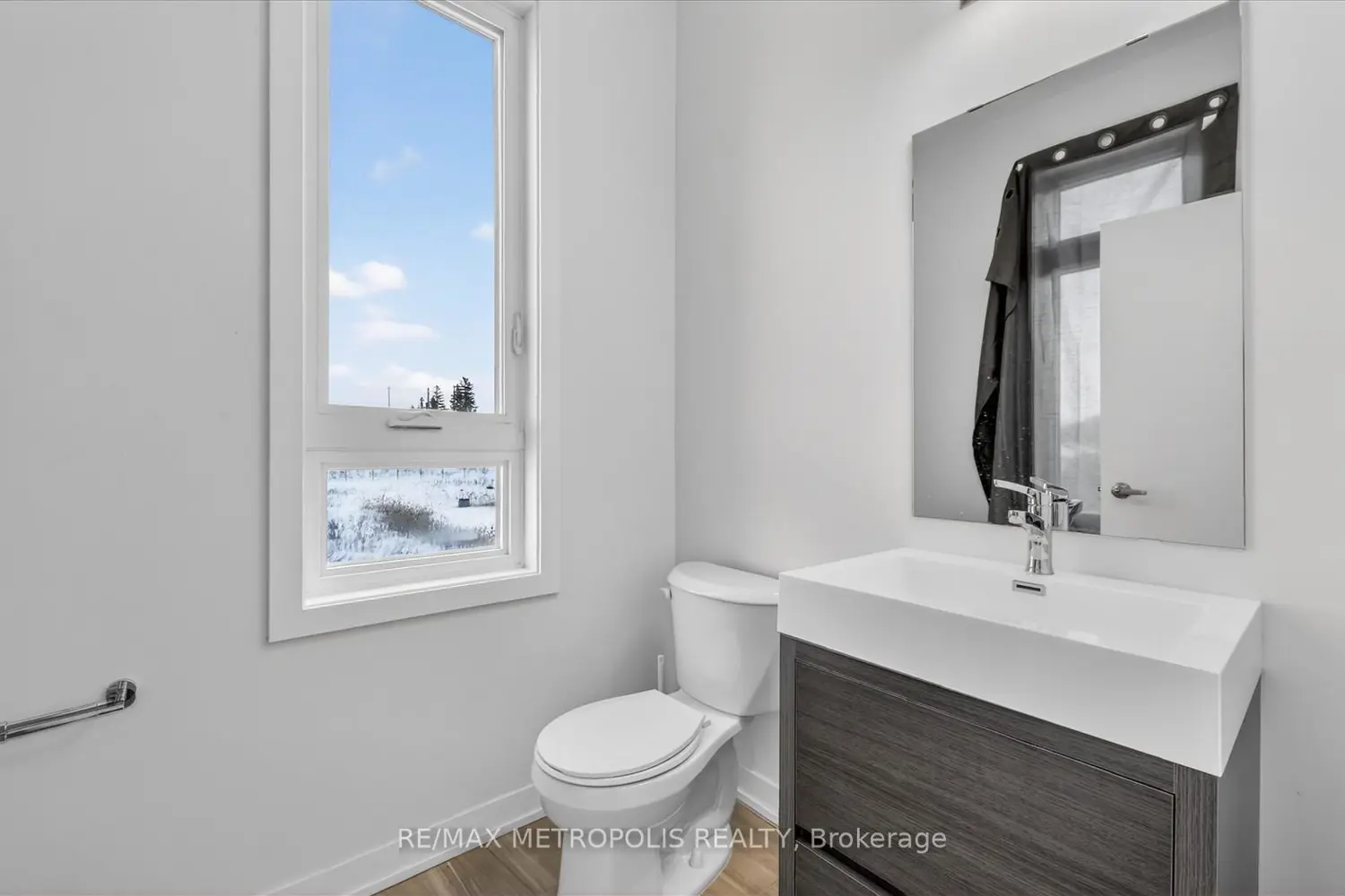 Additional image 13 of 1865 Pickering Parkway 301