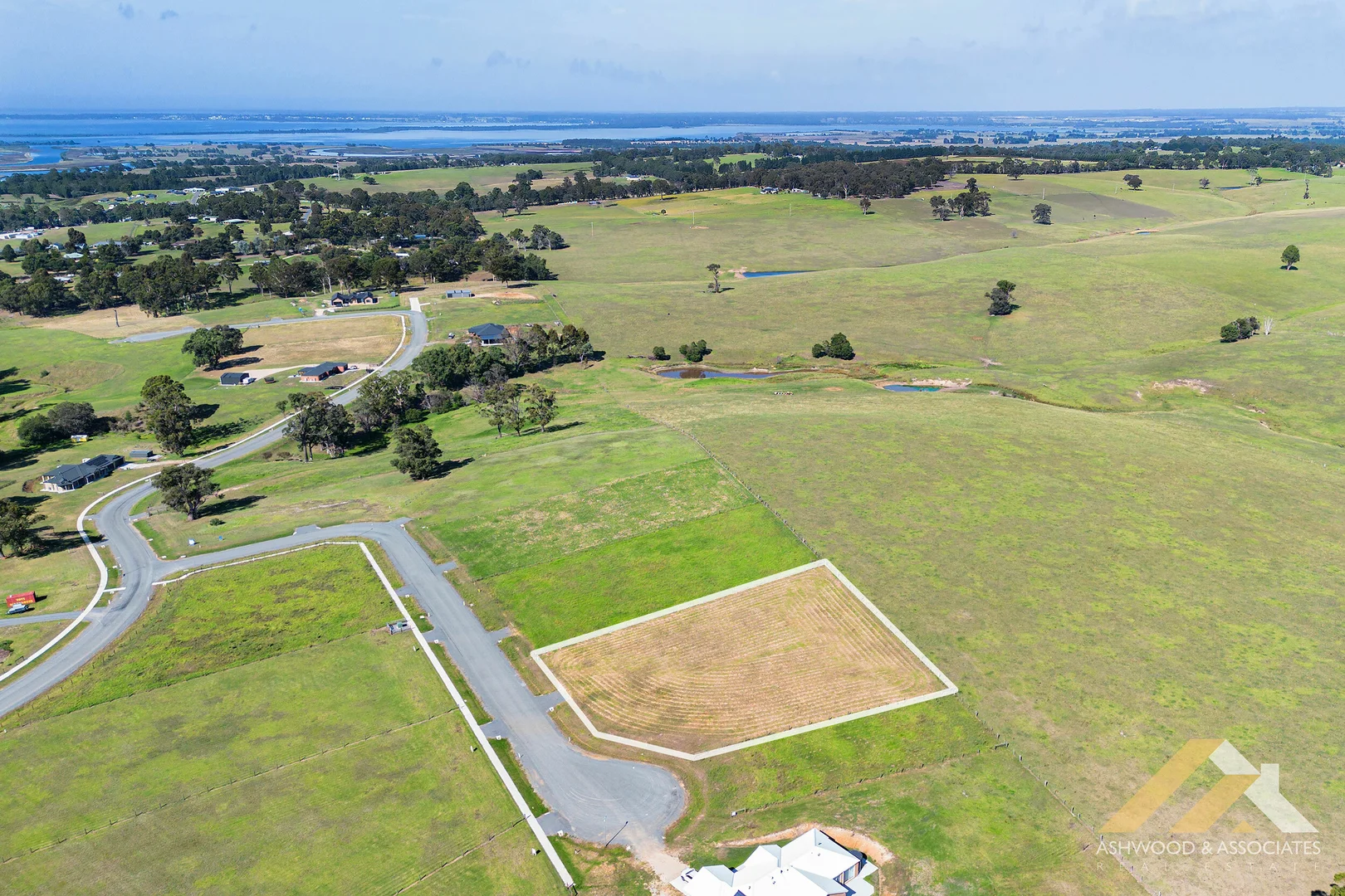 Additional image 4 of 17 Minka Rise, Nicholson VIC 3882