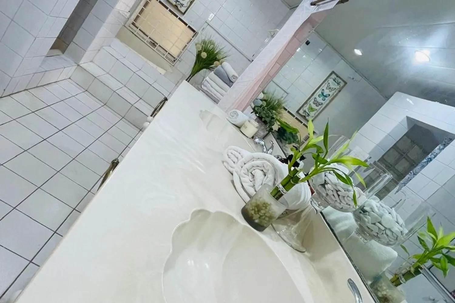 Additional image 19 of 45 Lisa Avenue