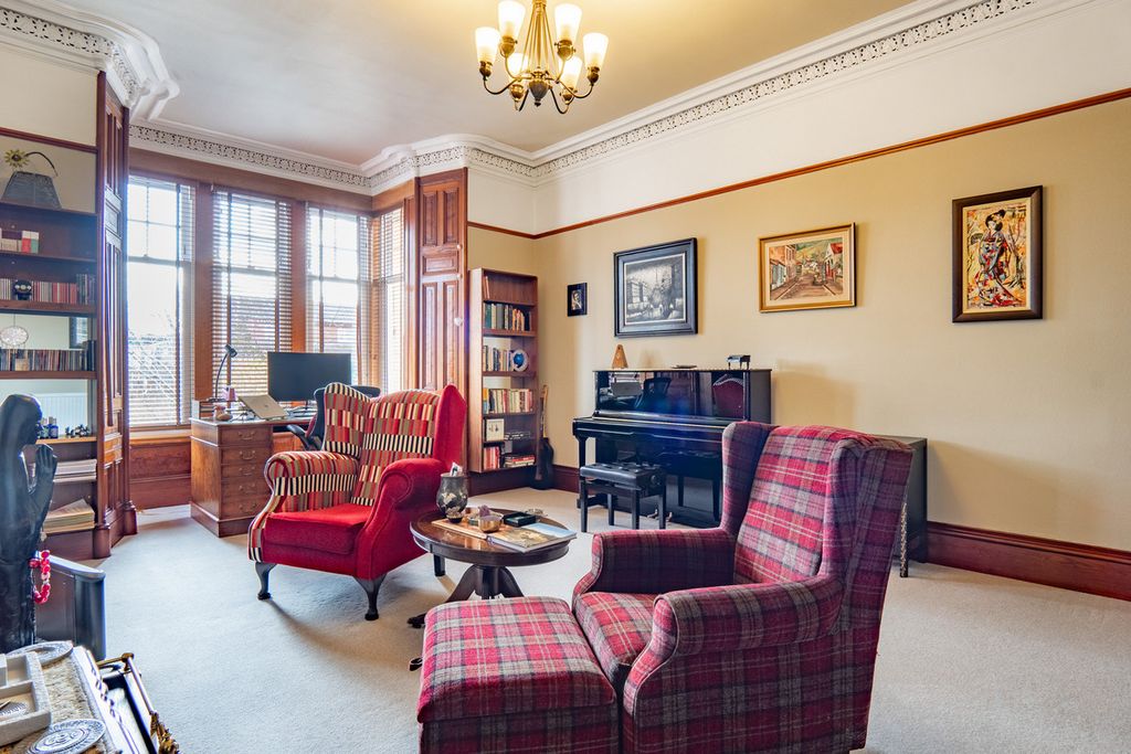 Additional image 3 of 6 bed detached house for saleThornhill Road, Forres IV36