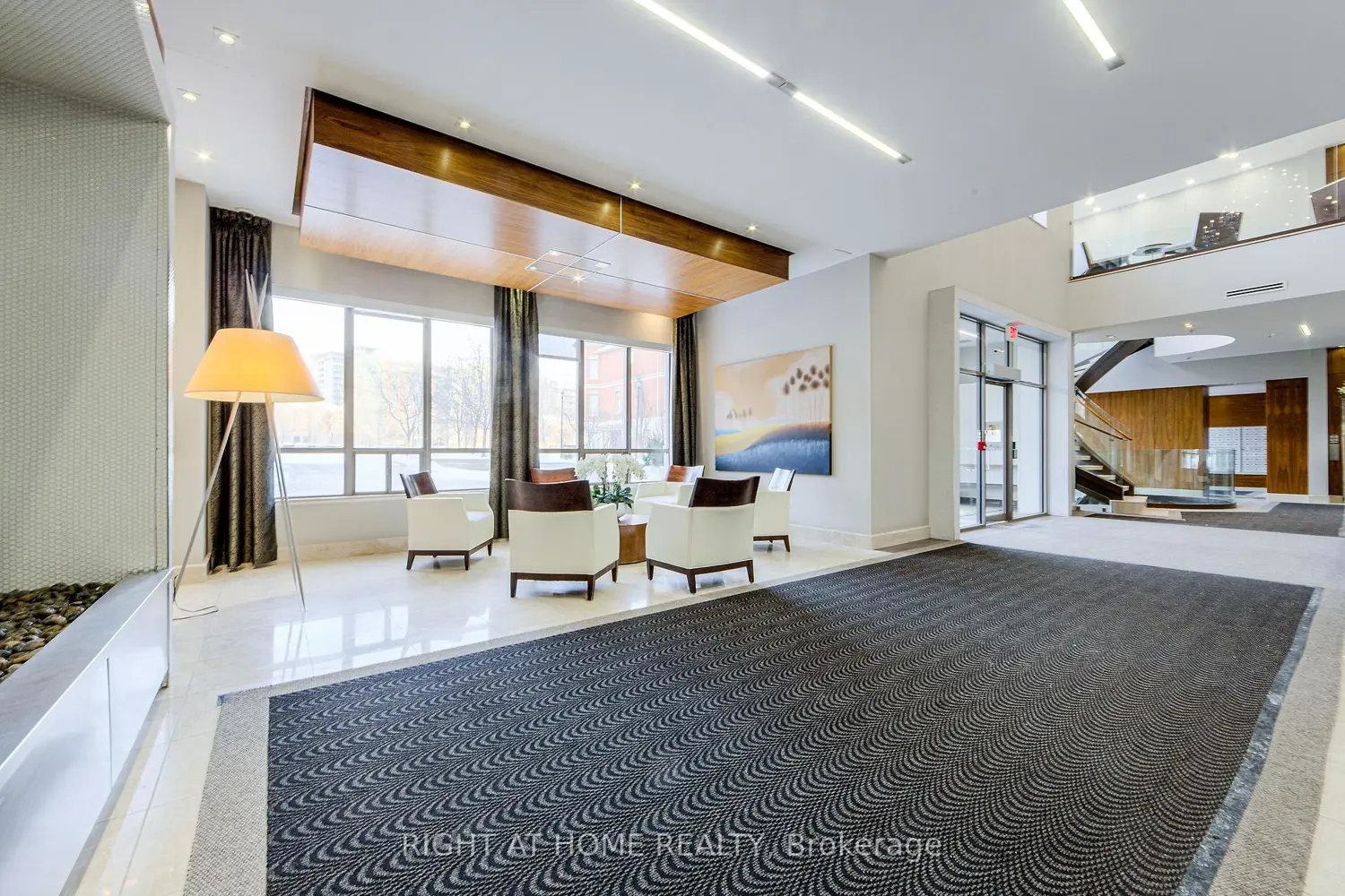 Additional image 15 of 37 Galleria Parkway Uph2