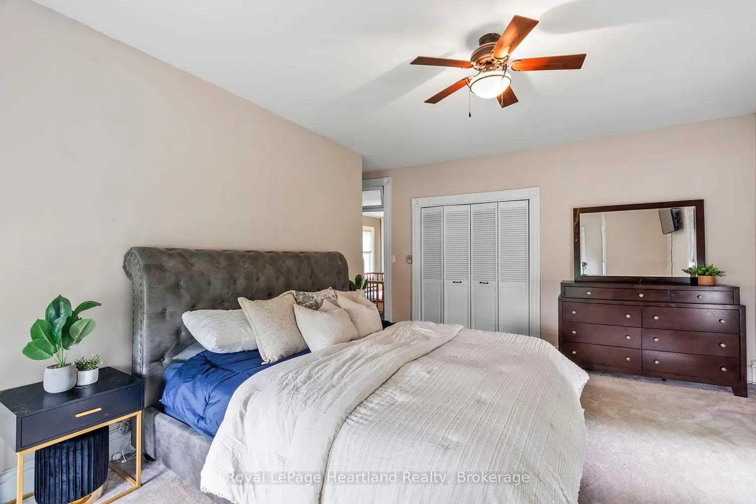 Additional image 14 of 1047 Gibson Street