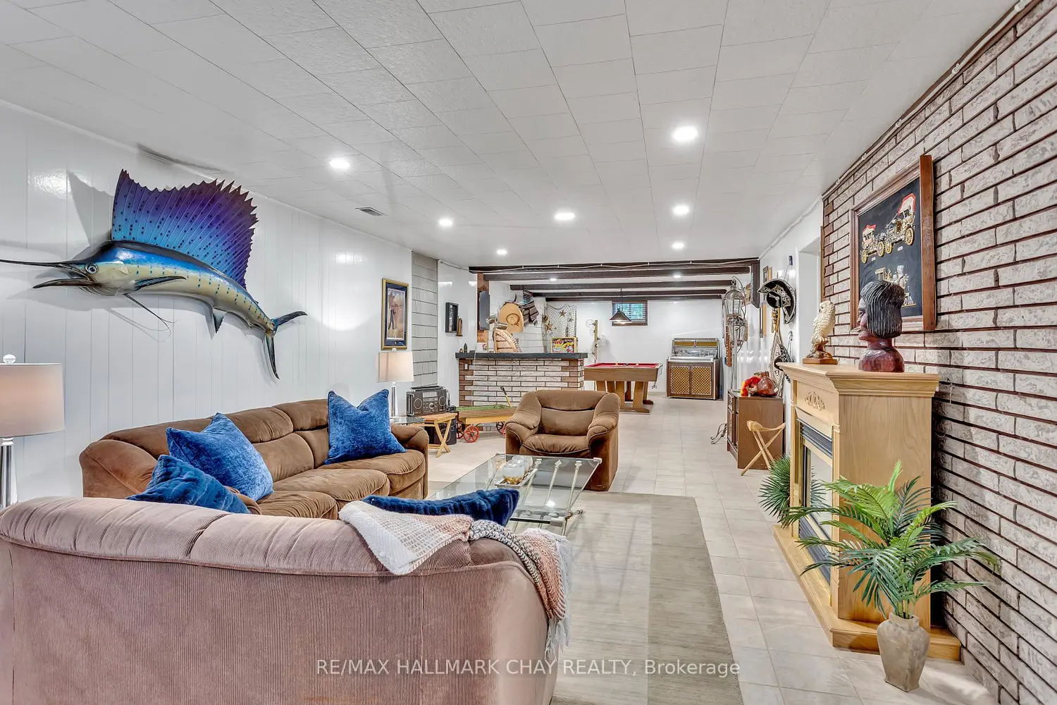 Additional image 14 of 1009 Fairbairn Street