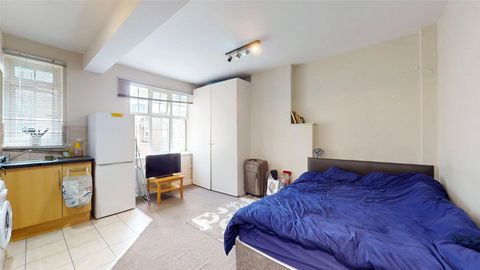 Cambridge Court, Sussex Gardens, London W2
