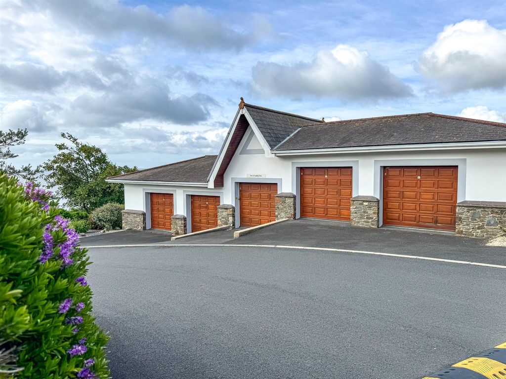 Additional image 29 of 2 bed flat for saleMajestic Apartments, King Edward Road, Onchan IM3