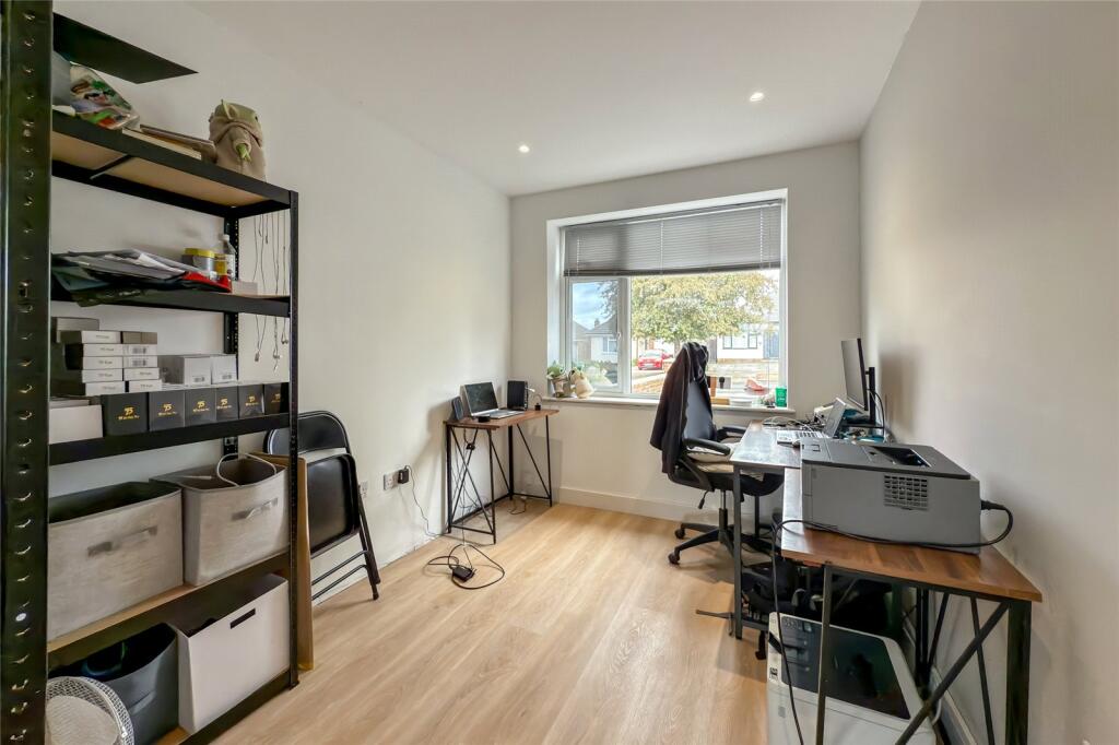 Additional image 7 of Robert Avenue, St. Albans, Hertfordshire, AL1