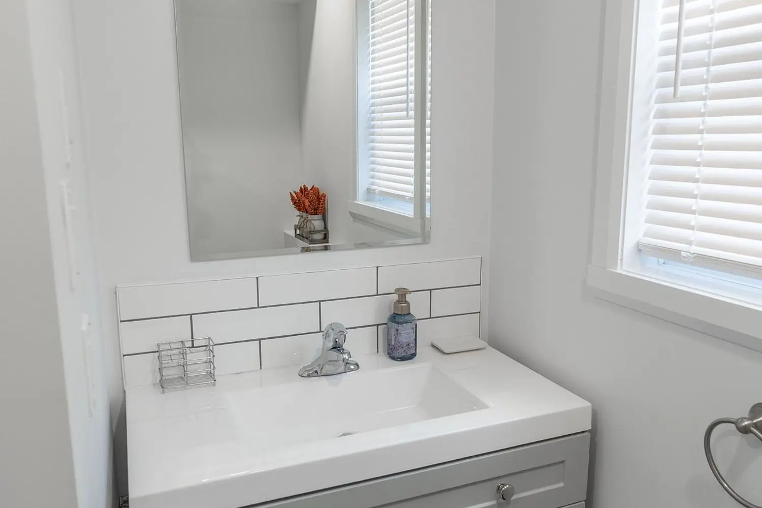 Additional image 11 of 625 Montreal Road