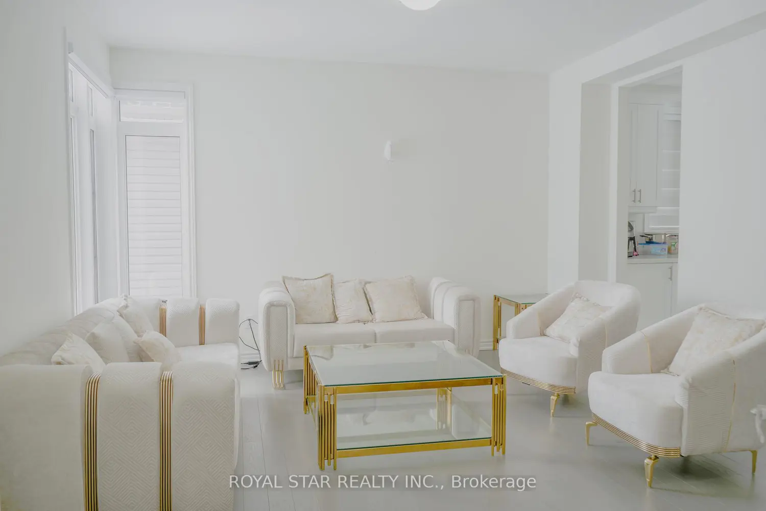 Additional image 4 of 144 Rosanne Circle