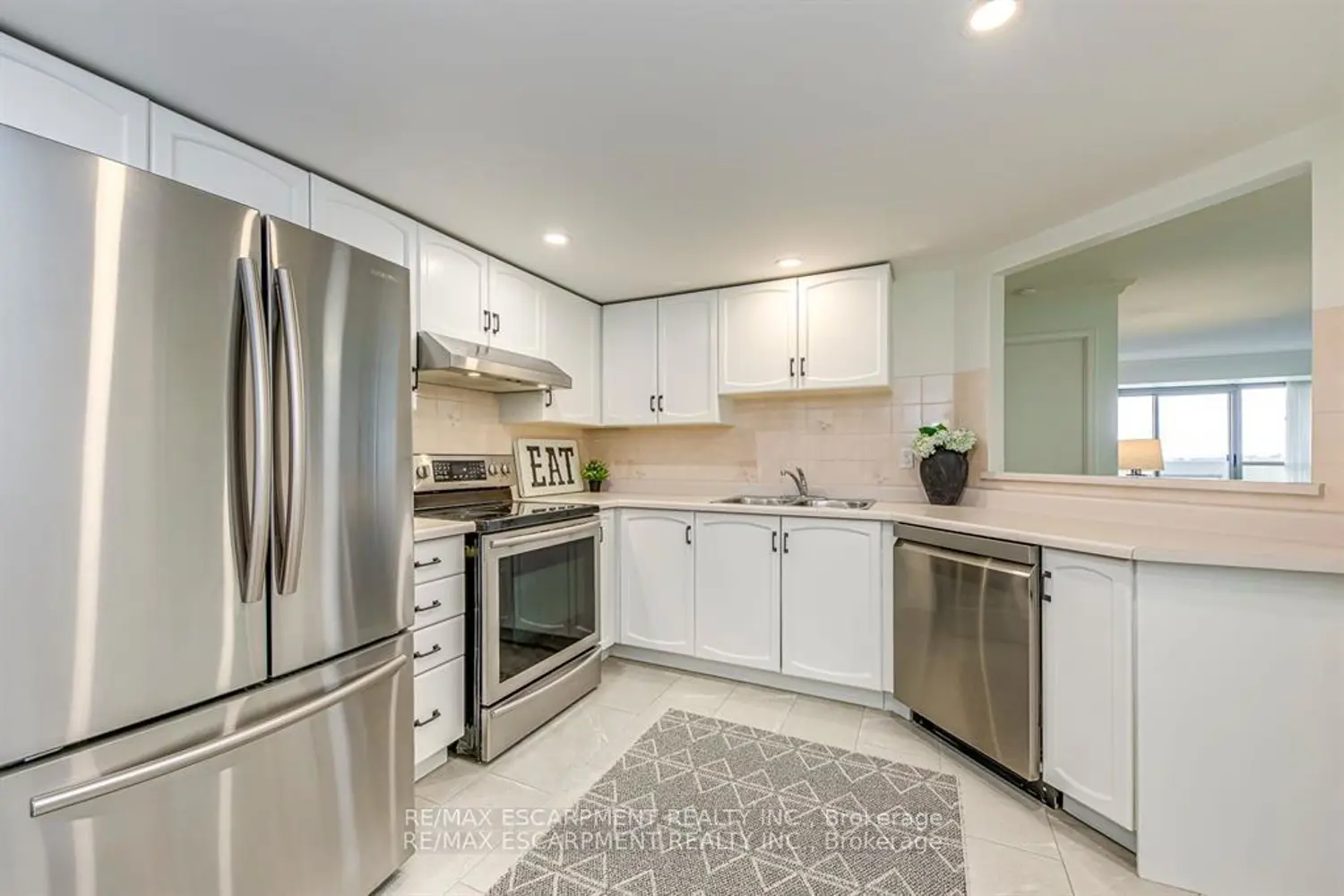 Additional image 4 of 5080 Pinedale Avenue 902