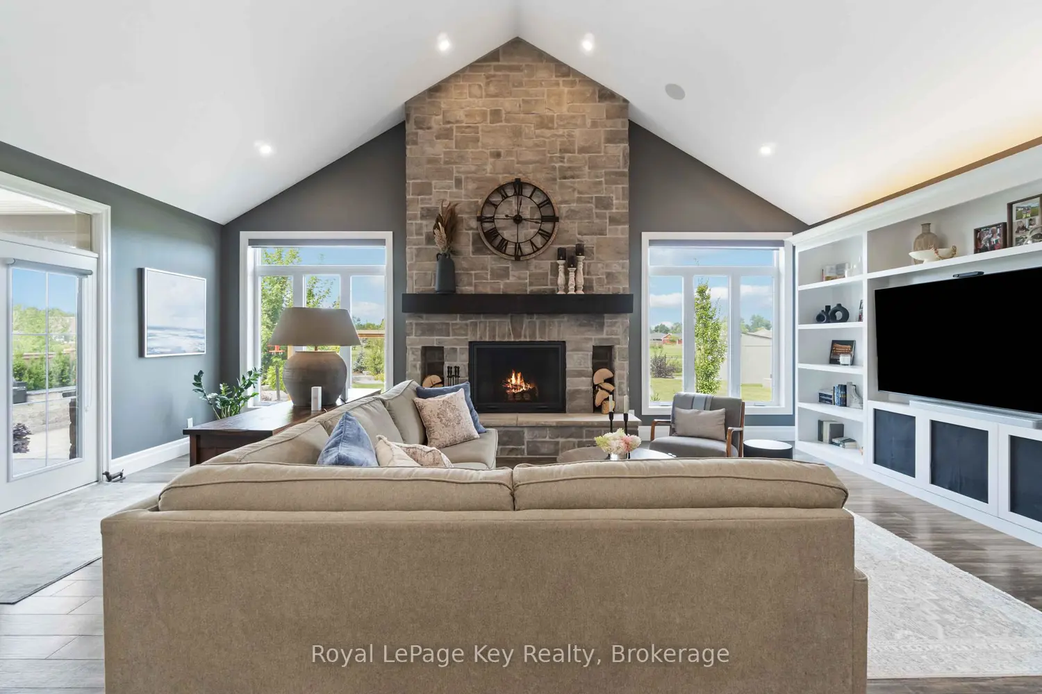 Additional image 17 of 4043 Van Bree Drive