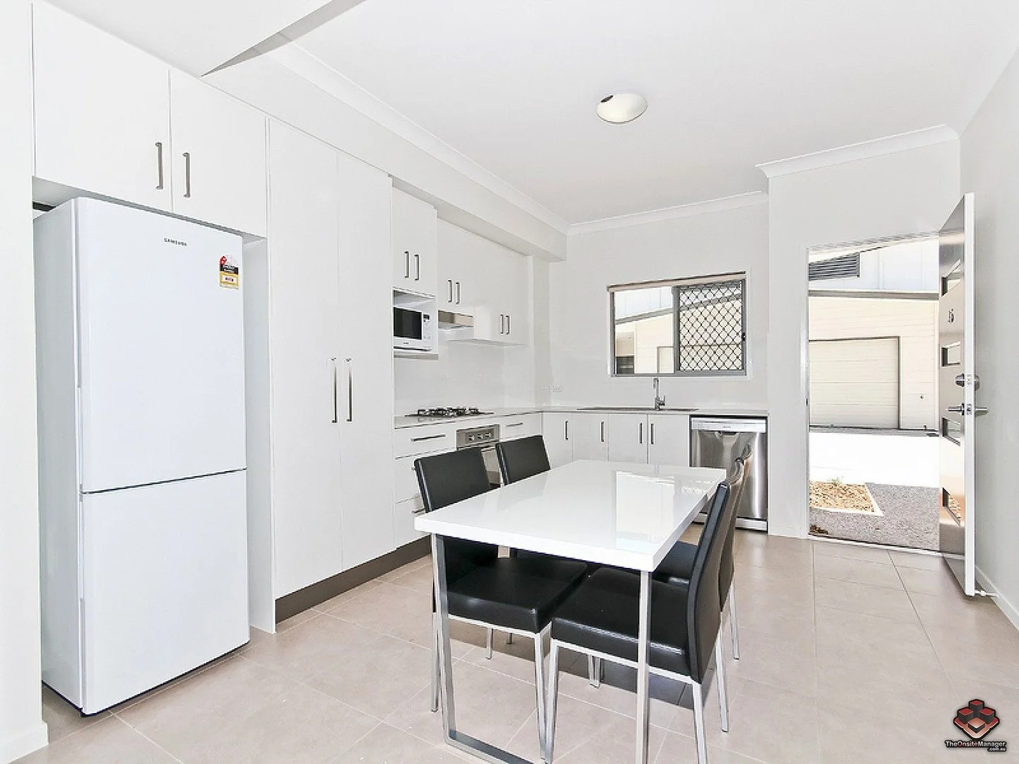 ID:21094879/8 Debra Street, Salisbury QLD 4107