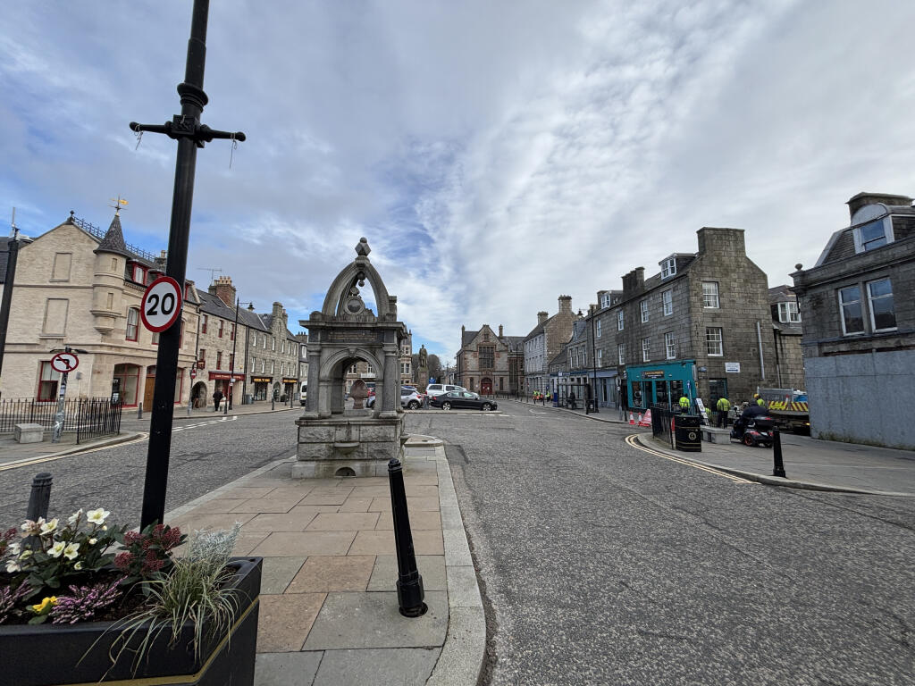 Additional image 14 of 5 The Square