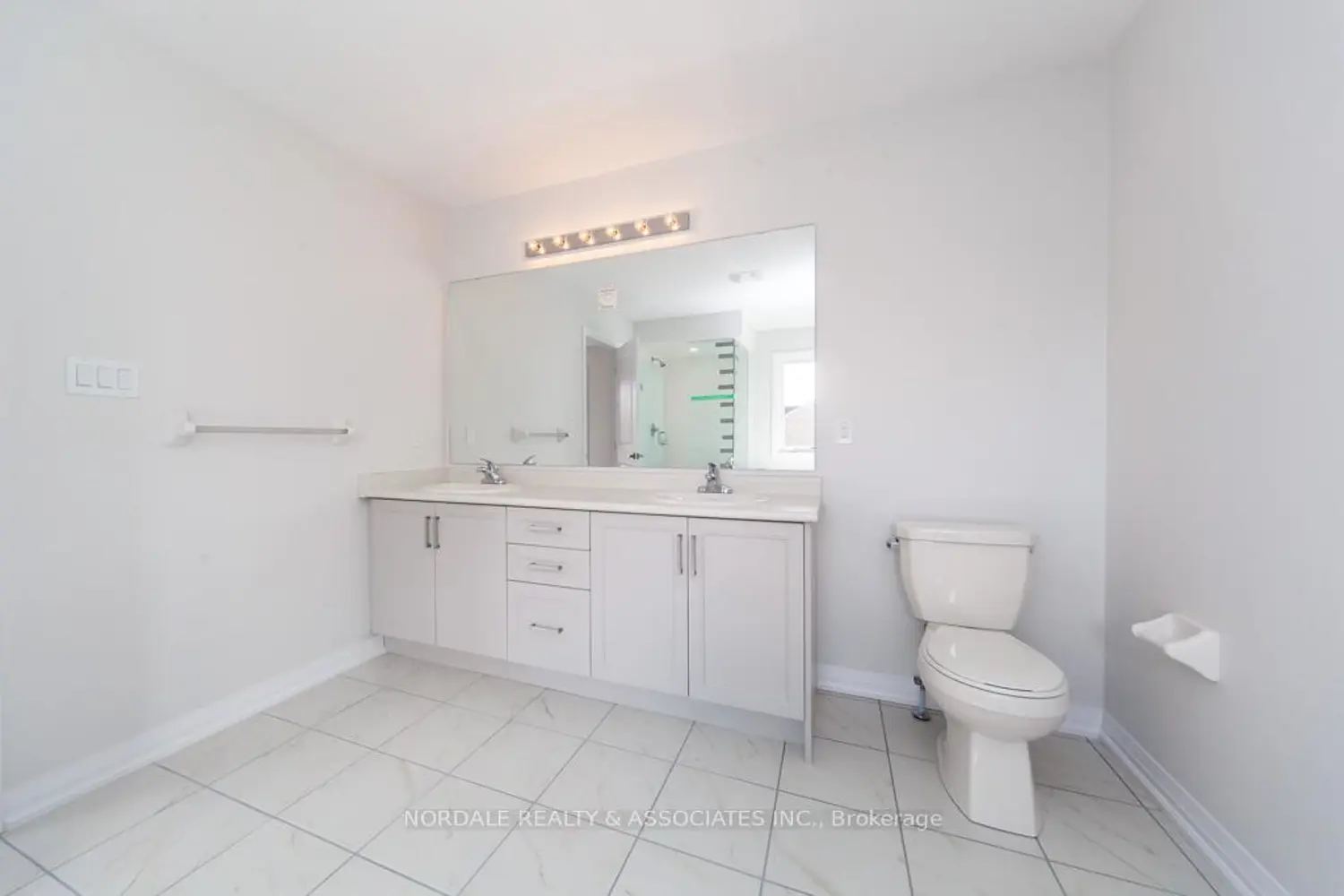 Additional image 16 of 1429 Stovell Crescent