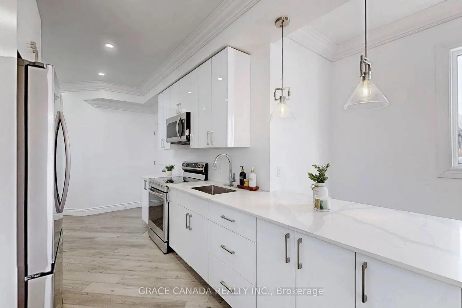 Additional image 9 of 85 Albany Avenue