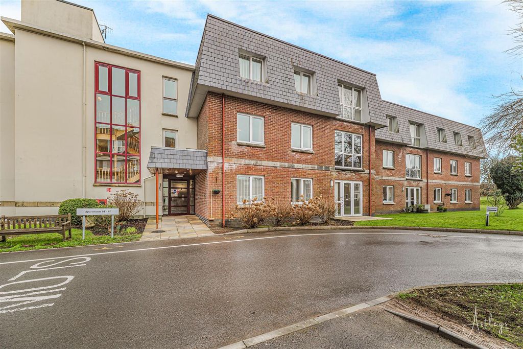 2 bed flat for saleClyne Common, Swansea SA3