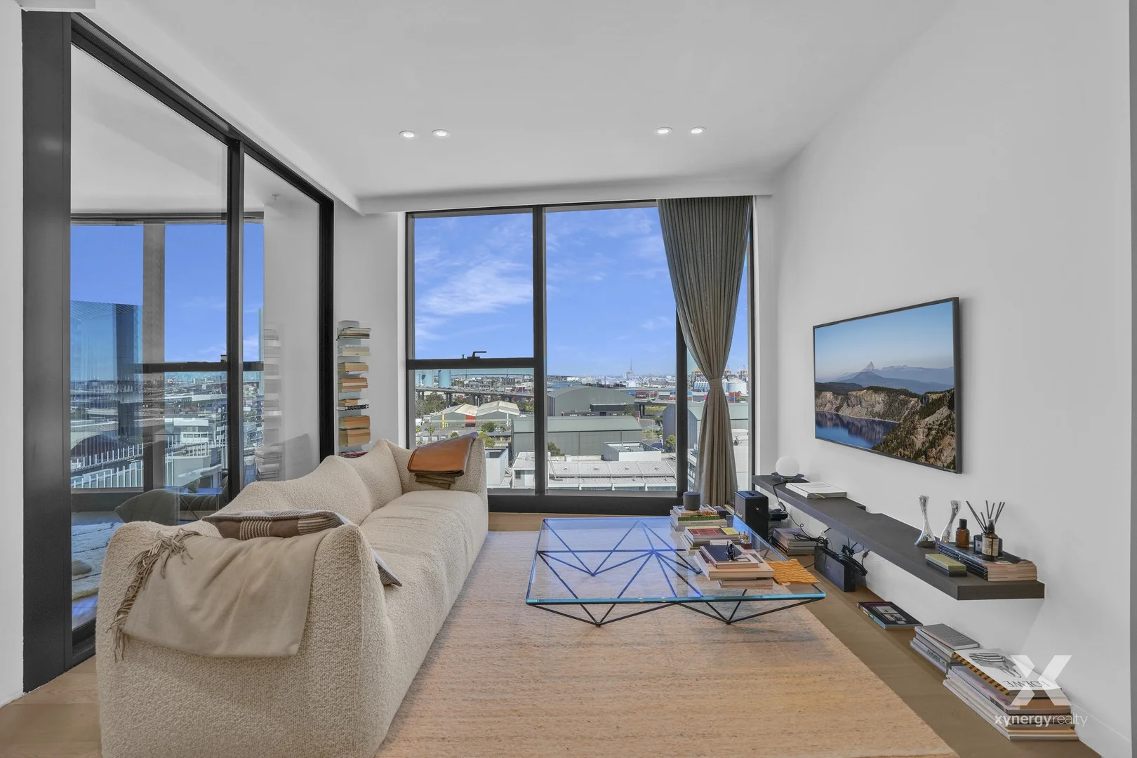 1010/25 Waterfront Way, Docklands VIC 3008
