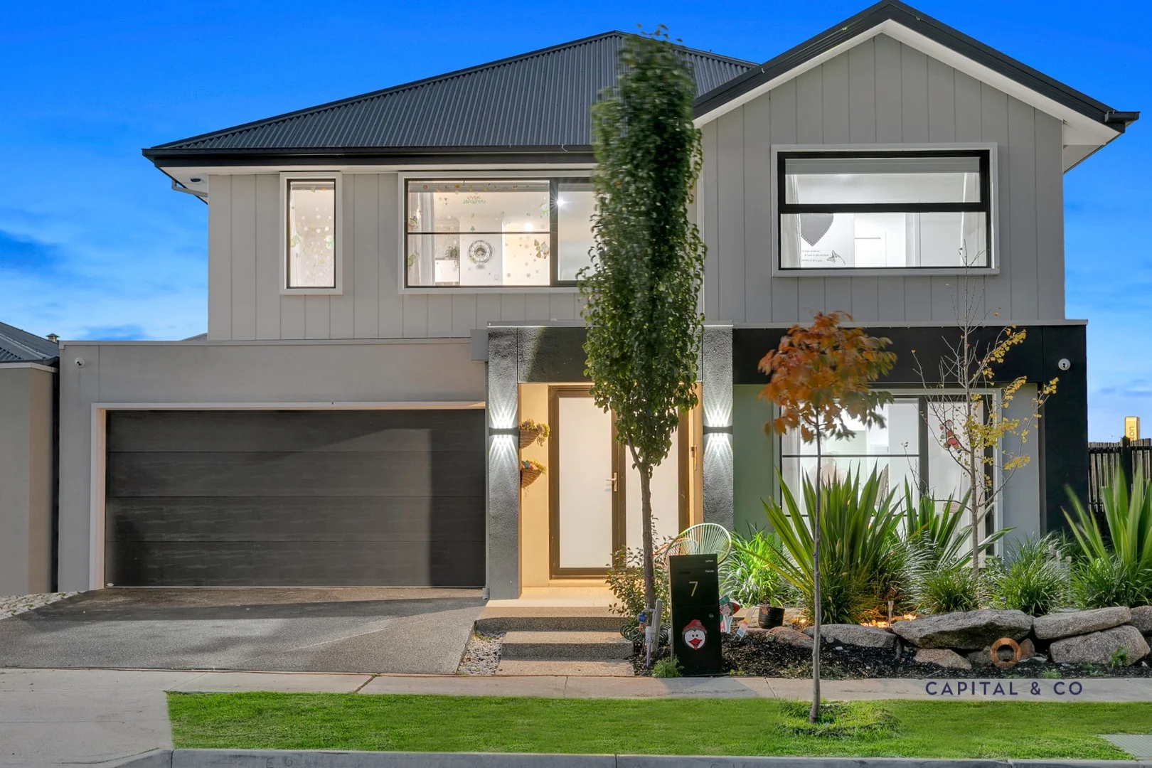 7 Carrington Drive, Mickleham VIC 3064