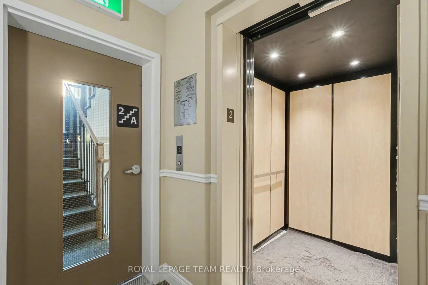 Additional image 4 of 220 Janka Private 202