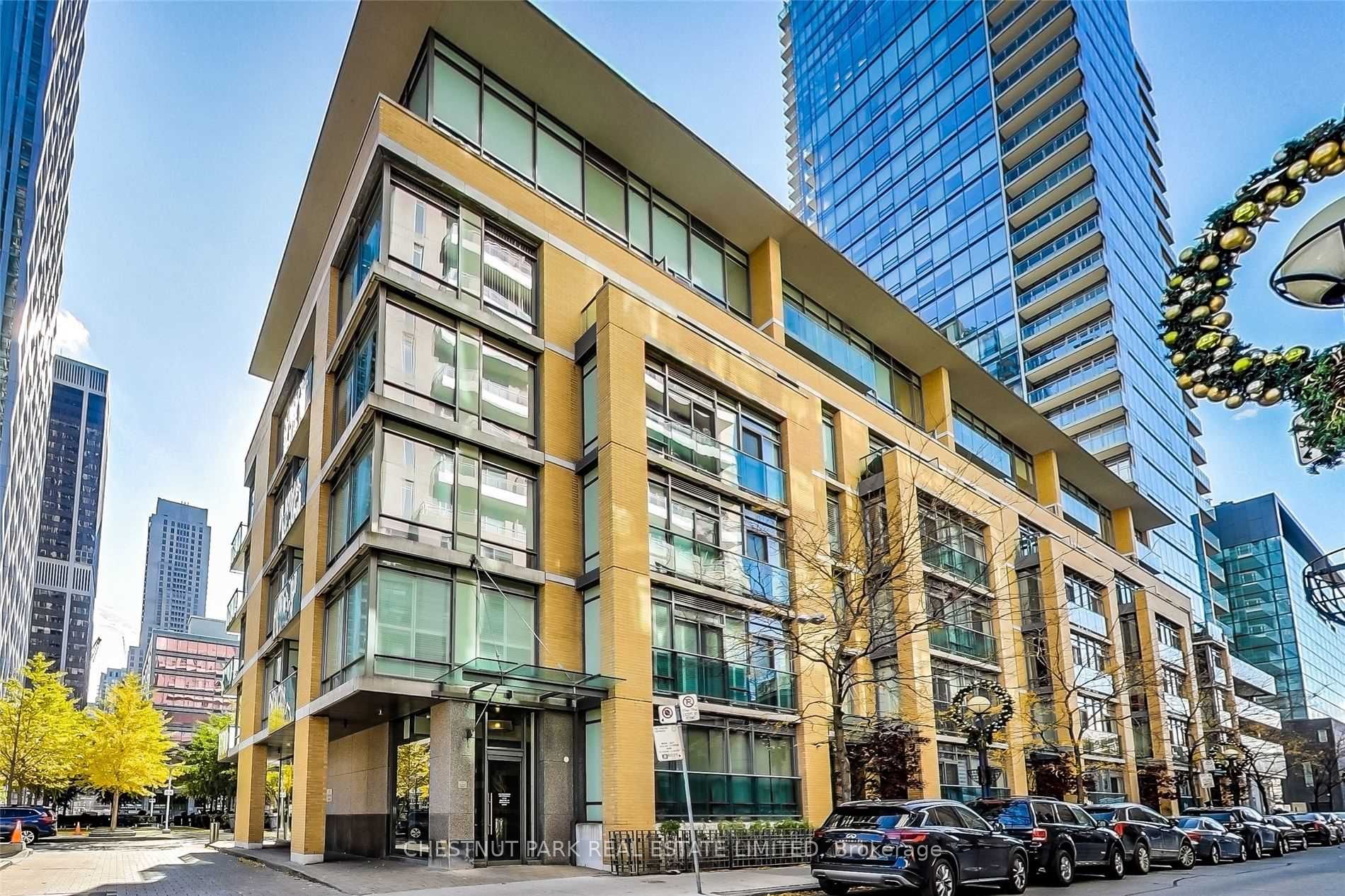 401-21 Scollard Street, Toronto, ON, M5R 1G1