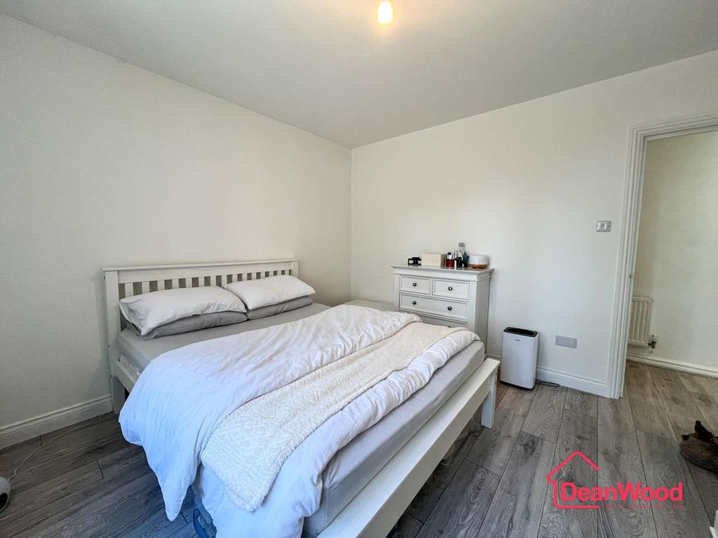 Additional image 14 of 2 bed flat for sale10 Richmond Court, Farmhill, Douglas, Isle Of Man IM2