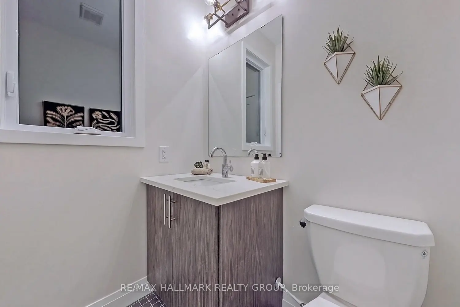 Additional image 7 of 809 Star Private