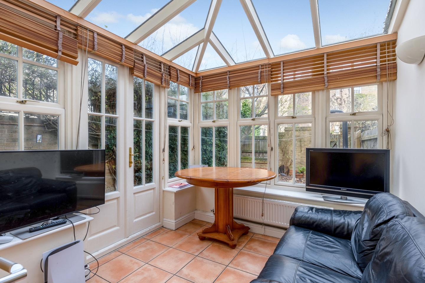 Additional image 4 of Room in a Shared House, Harper Road, SE1, N1 7GU