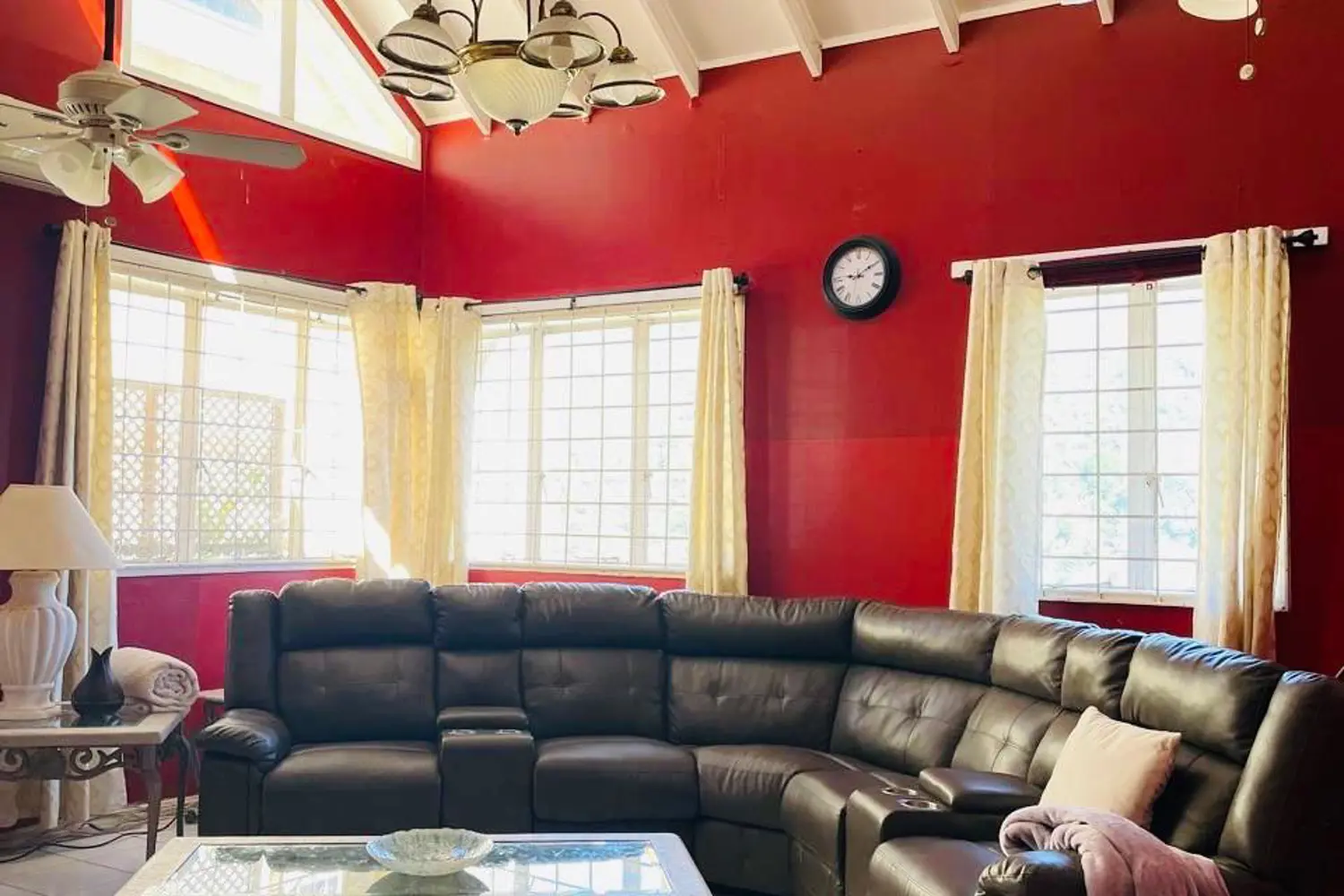 Additional image 11 of 45 Lisa Avenue