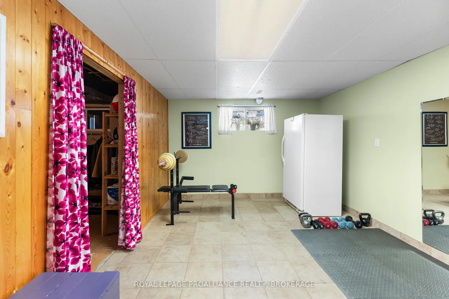 Additional image 15 of 812 Hillside Drive