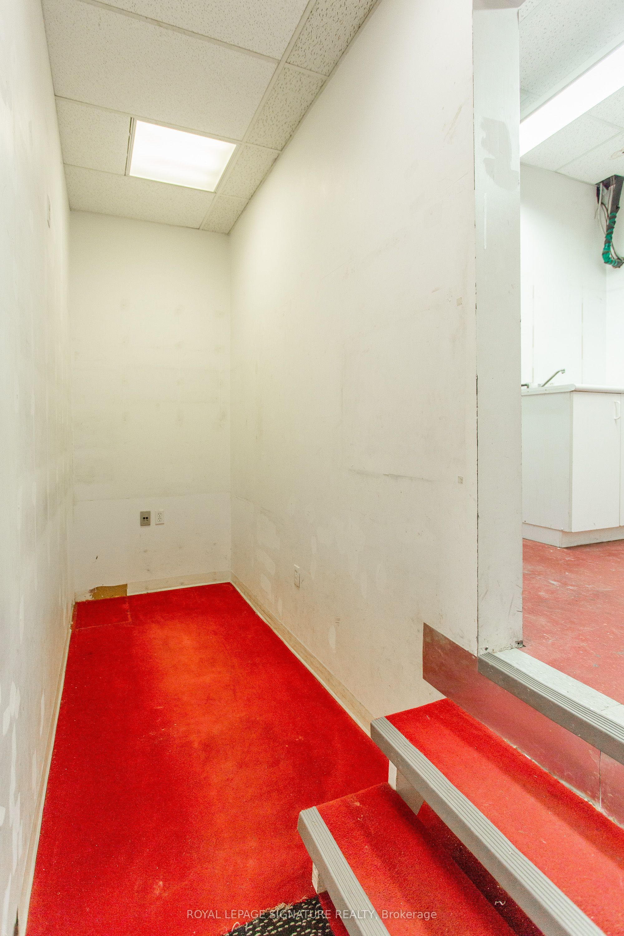 Additional image 6 of C-2190 Bloor Street W, Toronto, ON, M6S 1N3