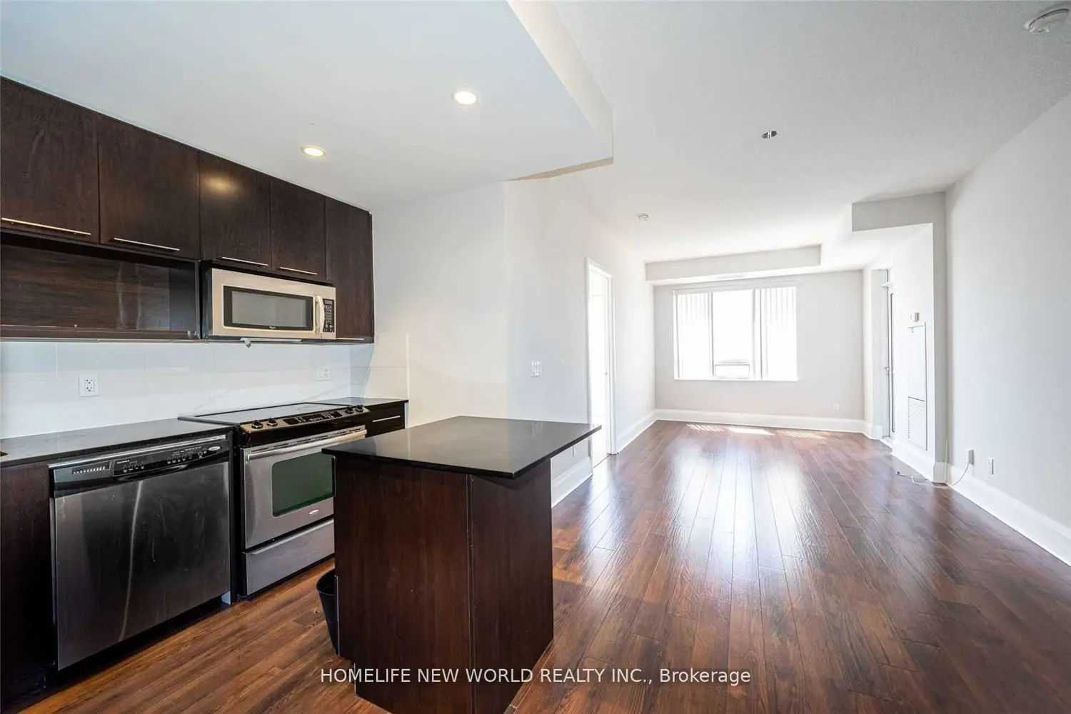 Additional image 12 of 100 Harrison Garden Boulevard 1815