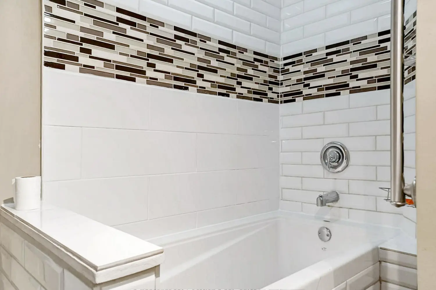 Additional image 10 of 5 Robinson Avenue