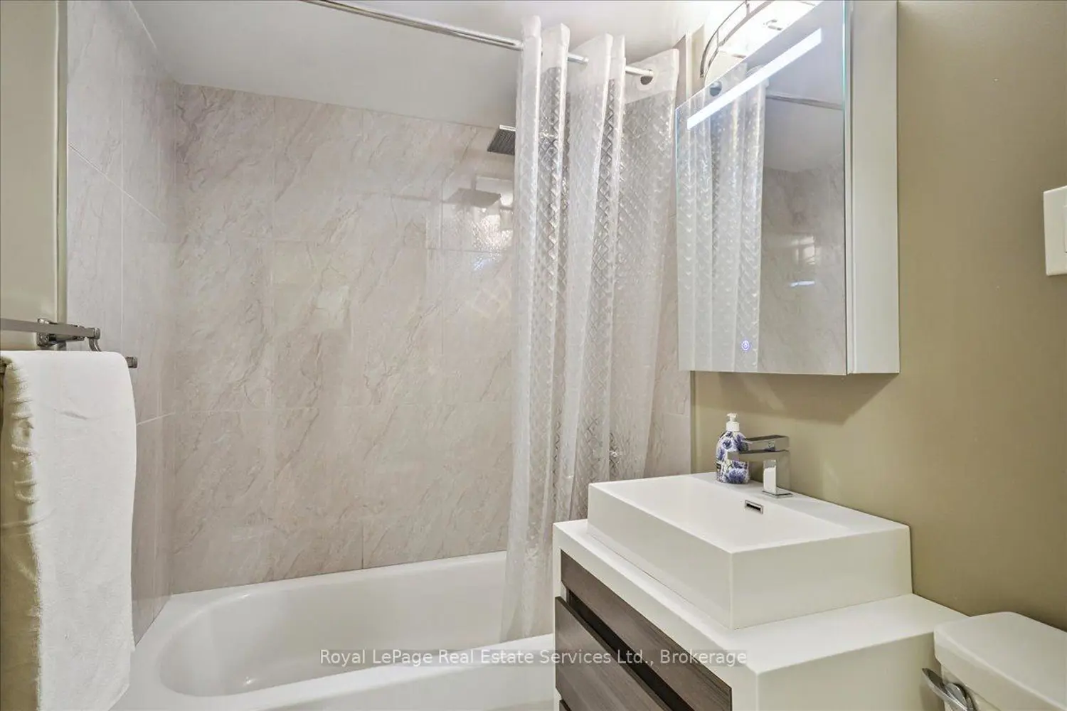 Additional image 16 of 100 Coe Hill Drive 203