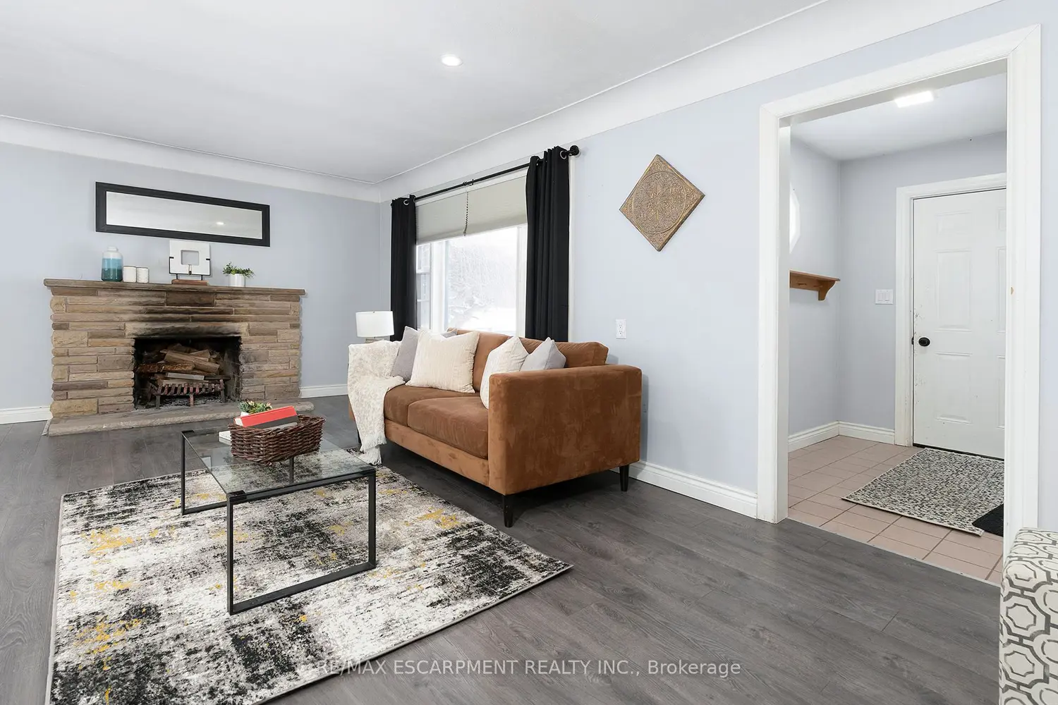 Additional image 4 of 2448 Wilson Street