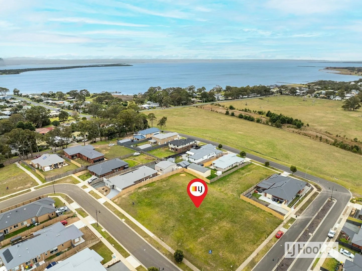 49 Houghton Crescent, Eagle Point VIC 3878