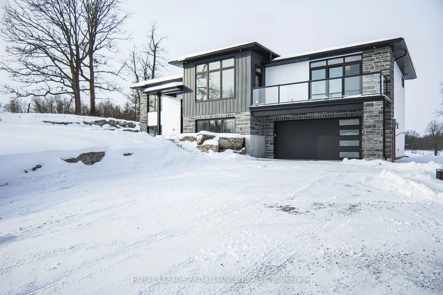 2778 Springbrook Road photo 2