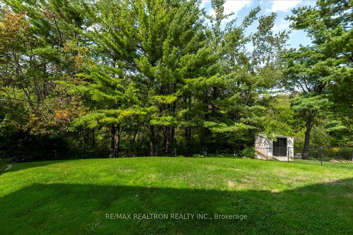 Additional image 15 of 44 Columbia Road