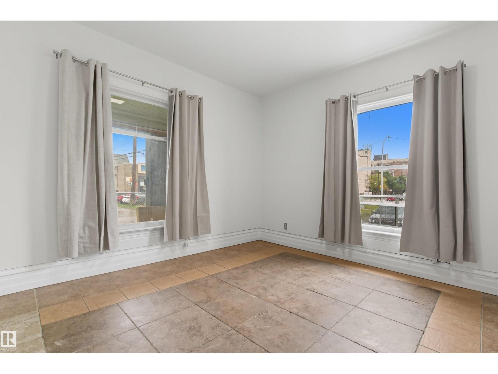 Additional image 5 of 9513 103 Avenue NW, Edmonton, AB, T5H0G8
